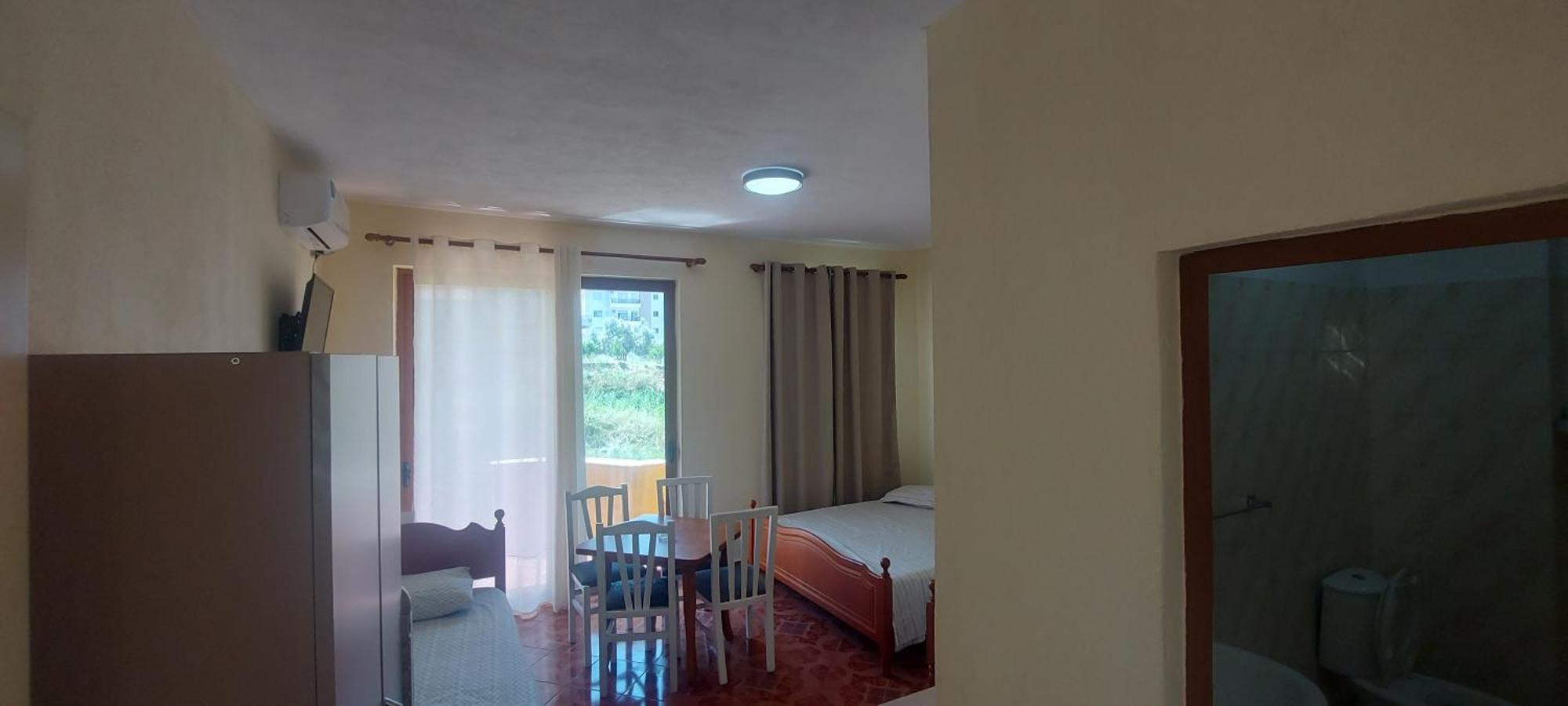 Rigandi Apartment Durres Bilik gambar